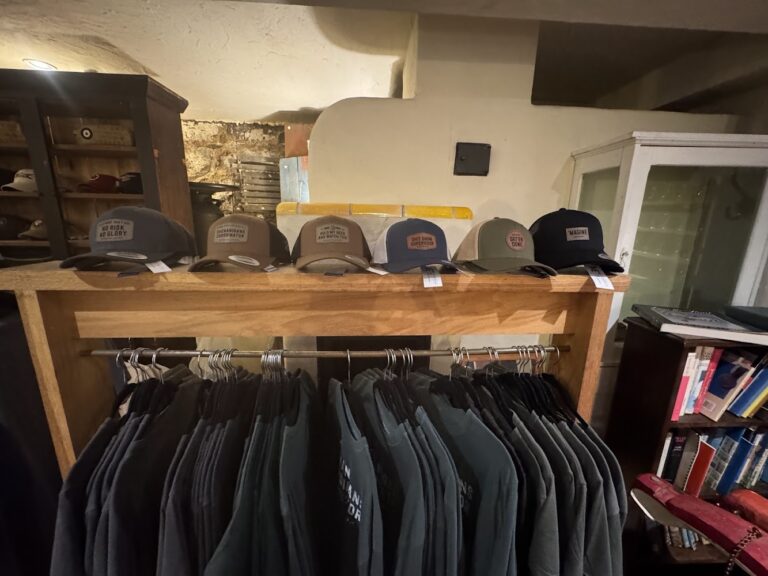 2202 8cb0342deded 768x576