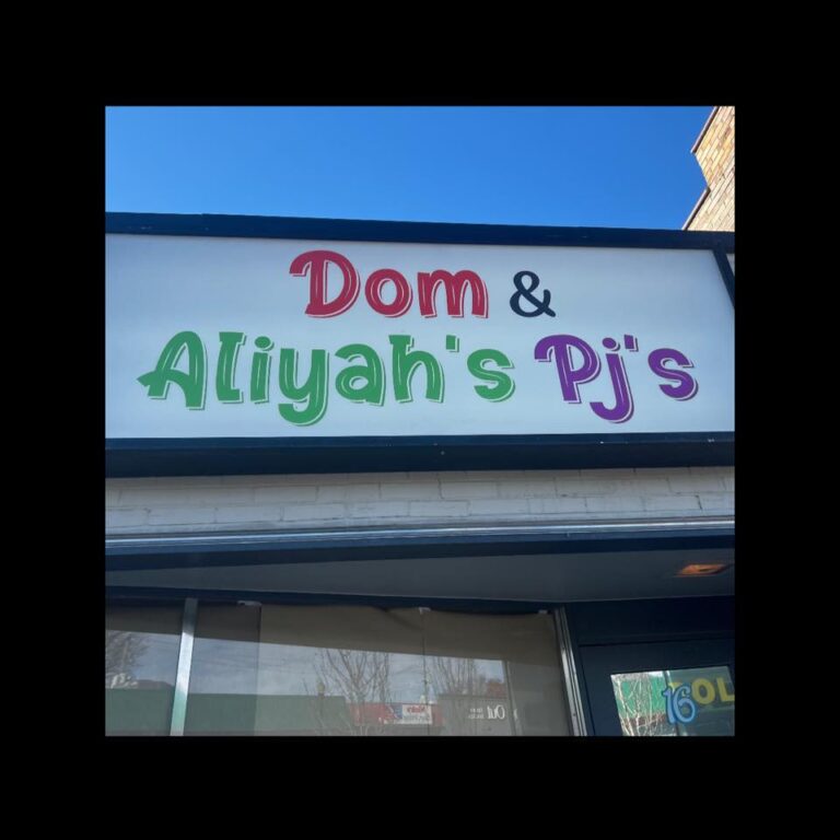 2512 523d9eb7c4b8 768x768