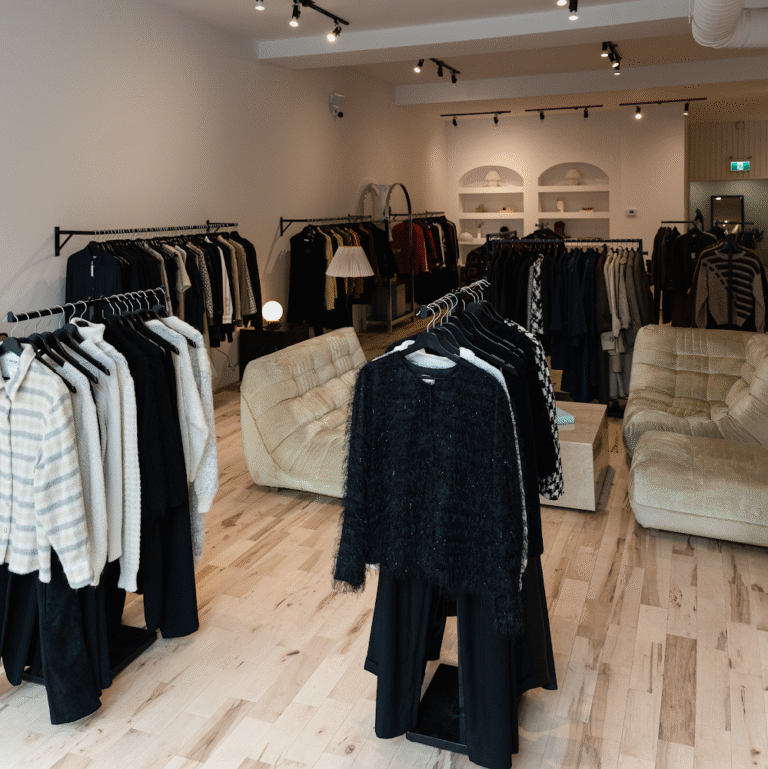 8553 5499d7eb4a16 768x769