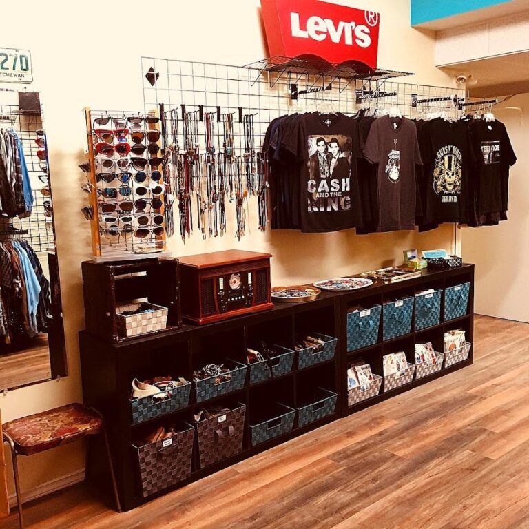 8644 f10f2f7cdfb6 768x768