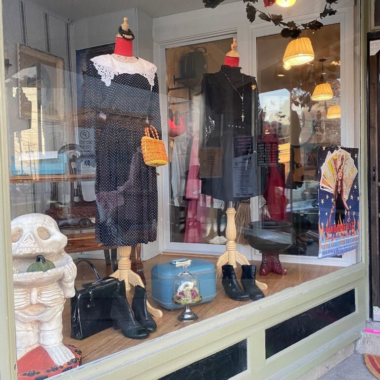 8842 d6f3403e05b8 768x767